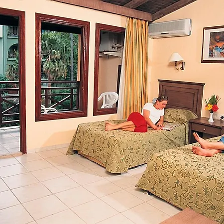 Hotel Club Tropical Konakli