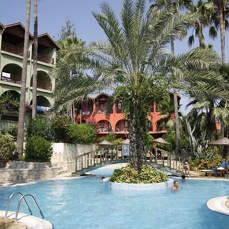 Hotel Club Tropical 3*